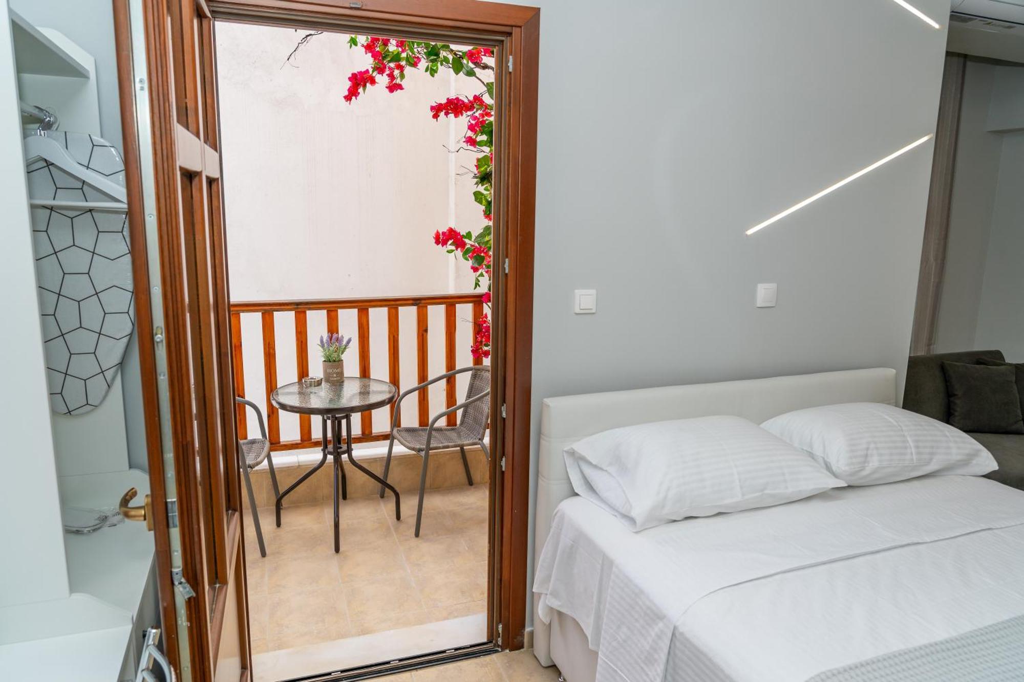 Naos Studio Tesalonika Bagian luar foto